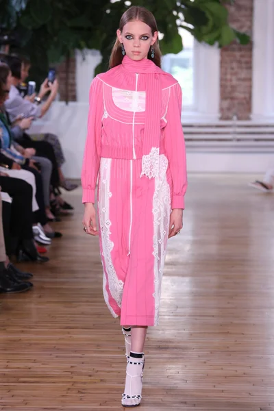 Look 9